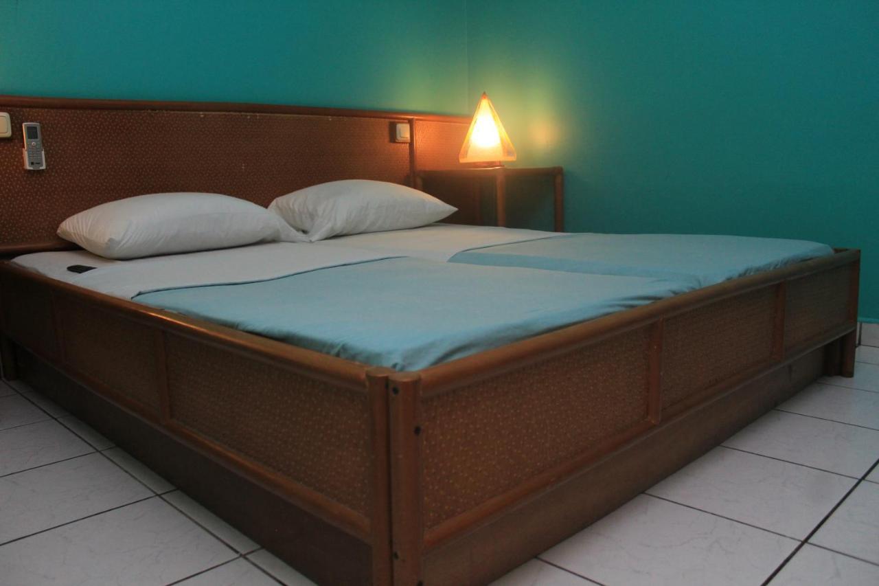 Zeelandia Suites ปารามารีโบ ภายนอก รูปภาพ